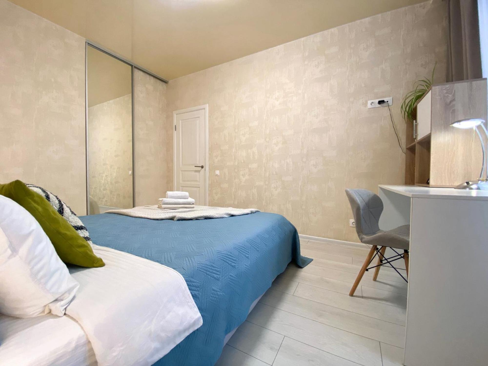 Apartment затишна і тепла квартира, метро лівобережна, мвц, інститут серця *